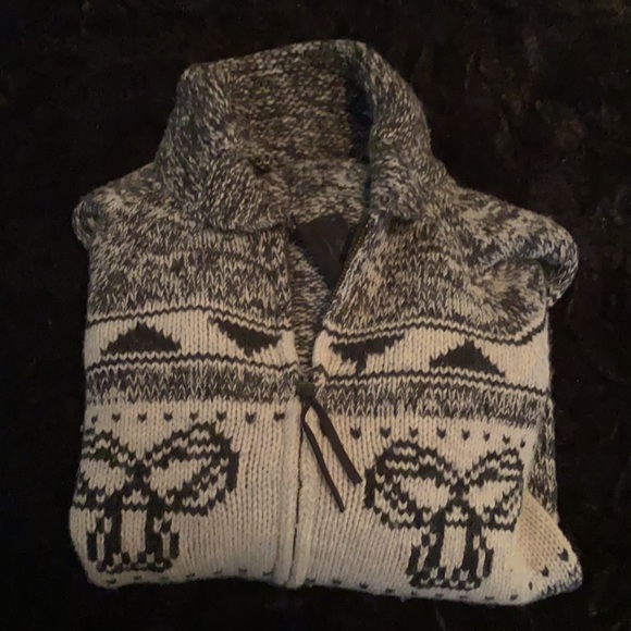 Small Aritzia will zip up sweater - Picture 2 of 2